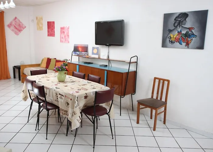 Chalet Villa Fini